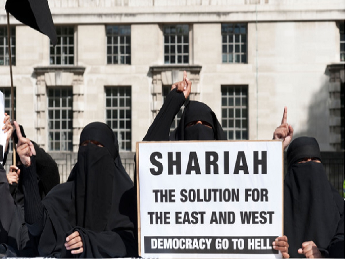 Manifestación a favor de la Shariah