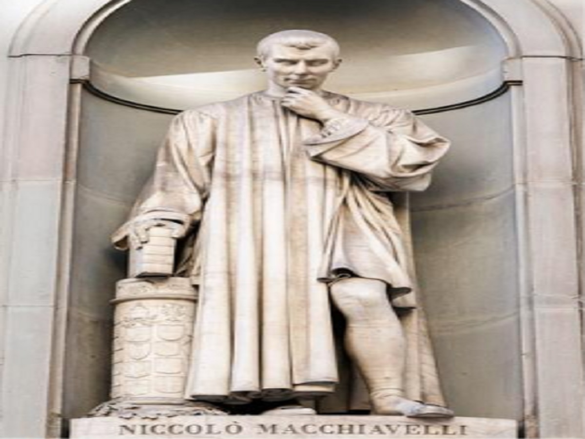 Estatua de Maquiavelo en Florencia