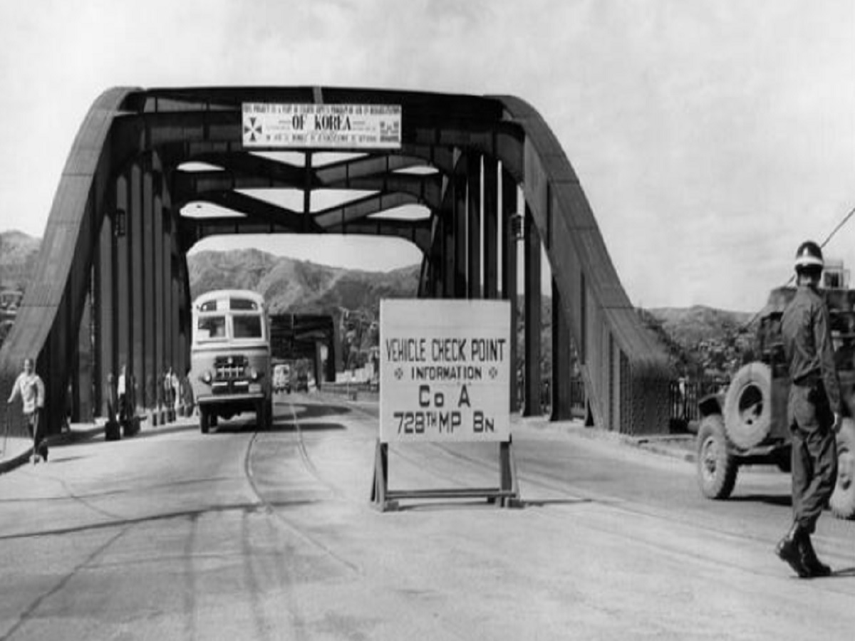 Puente conectando Seúl con Corea del Sur, 1955