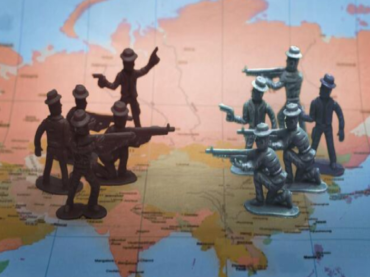 Ilustración de conflicto bélico